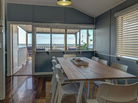 Sublime Beachfront Queenslander On The Esplanade - Redcliffe Tourism 0