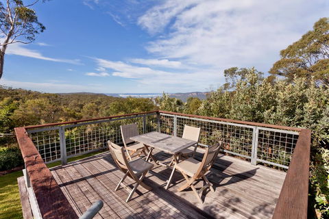 Summer House - Redcliffe Tourism 2