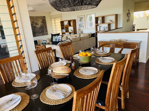 Sundecks - Redcliffe Tourism 1