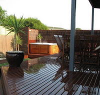 Sunderland Retreat Phillip Island - Redcliffe Tourism