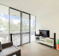 Sunny 3 Bedroom Apartment in Turrella - Redcliffe Tourism