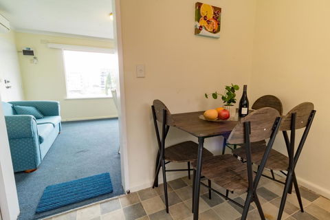 Sunny Great View Apartment Near Shopping Town - Redcliffe Tourism 3