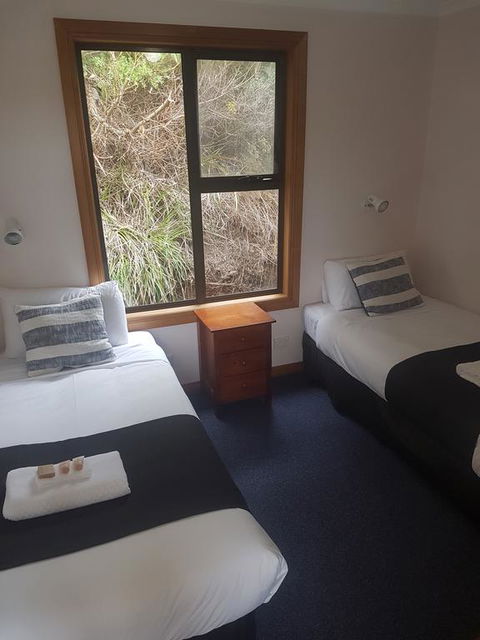 Sunset Holiday Villas - Redcliffe Tourism 2