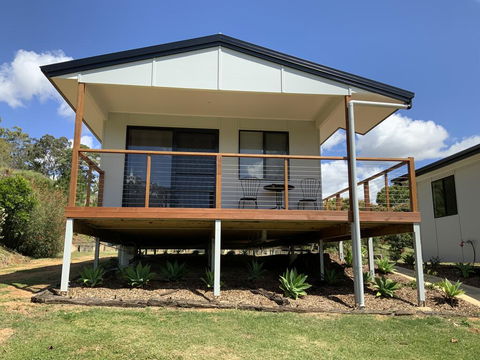 Sunshine Coast Retreat - Redcliffe Tourism 3