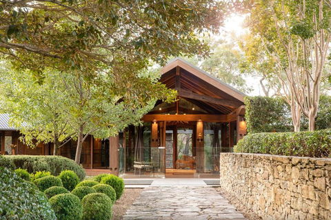 Sweven - Redcliffe Tourism 0