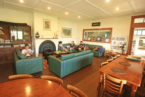 Sydney, Pittwater YHA - Redcliffe Tourism 3