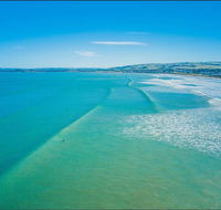 Tahren Beachfront Shack - Redcliffe Tourism