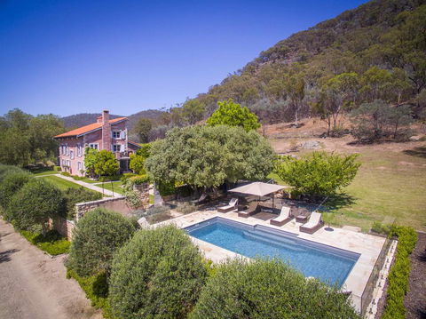 Talits Vineyard Estate - Redcliffe Tourism 1