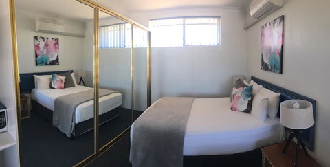 Tall Timbers Motel - Redcliffe Tourism 2