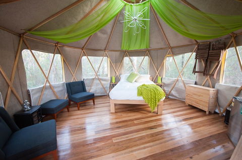 Talo Retreat - Redcliffe Tourism 0