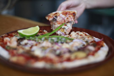 Tea Gardens Hotel - Redcliffe Tourism 3