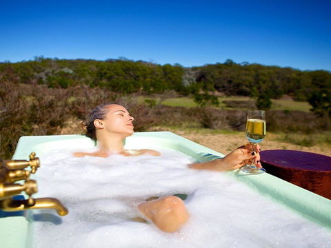 Tea Tree Hollow - 50 Percent Off Third Night On Weekend - Redcliffe Tourism 3