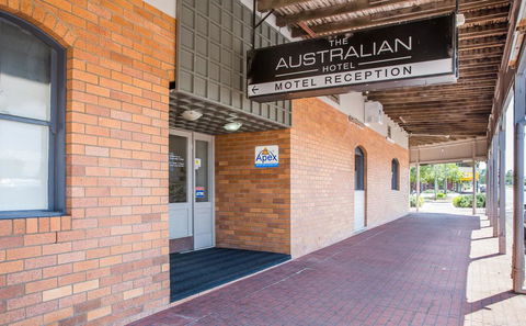 The Australian Hotel Murgon - Redcliffe Tourism 3