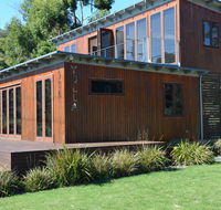 Yolla Beach House - Redcliffe Tourism
