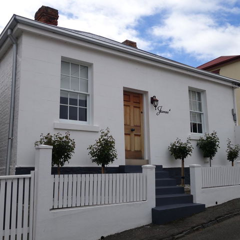 Patersonia Cottage - Redcliffe Tourism 0