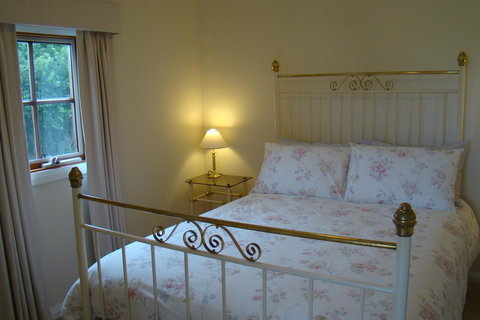 Buttons Cottage For Canyon & Rain Forest Walks With In House Dining - Redcliffe Tourism 10