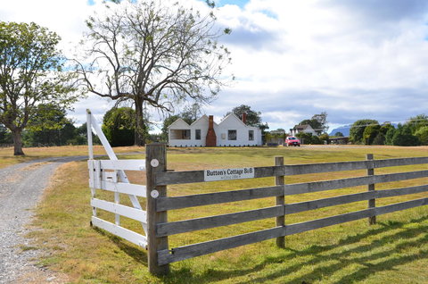 Buttons Cottage For Canyon & Rain Forest Walks With In House Dining - Redcliffe Tourism 1