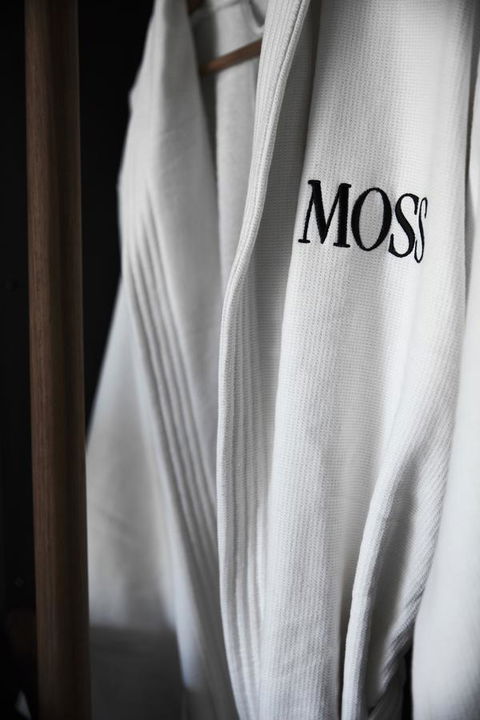 Moss Hotel - Redcliffe Tourism 11