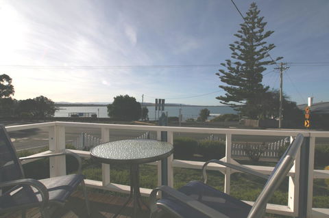 Freycinet Waters - Redcliffe Tourism 29