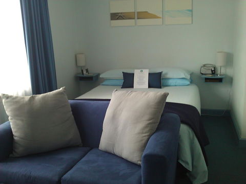 Freycinet Waters - Redcliffe Tourism 23