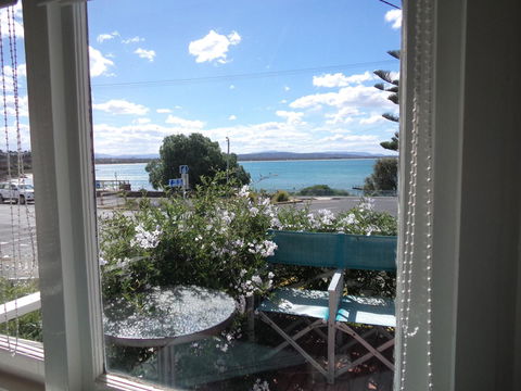Freycinet Waters - Redcliffe Tourism 10