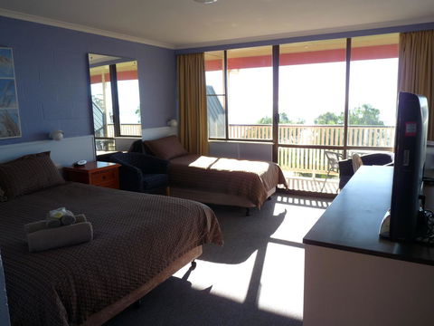 Swansea Motor Inn Tasmania - Redcliffe Tourism 25