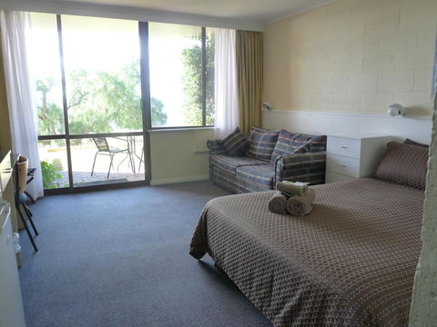 Swansea Motor Inn Tasmania - Redcliffe Tourism 21