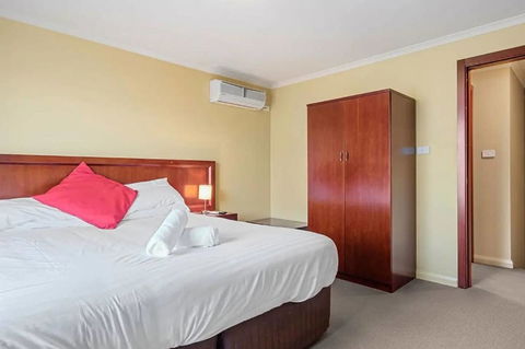Battery Point Apartment With Car Park - Redcliffe Tourism 5