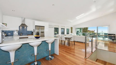 Seas The Day - Seaside Getaway - Redcliffe Tourism 5