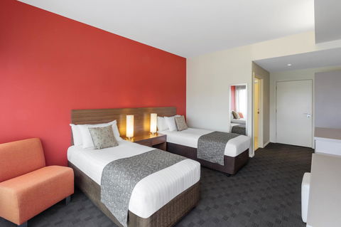 Travelodge Hotel Hobart Airport - Redcliffe Tourism 4