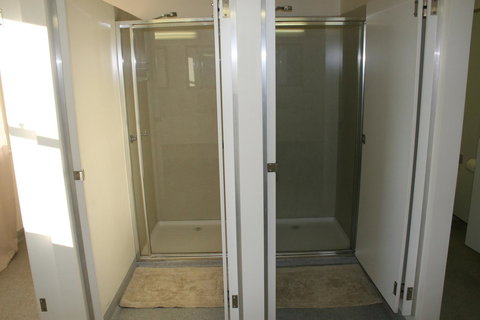 Arthouse Hostel - Redcliffe Tourism 14