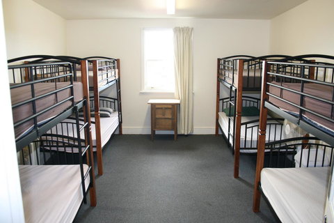 Arthouse Hostel - Redcliffe Tourism 20