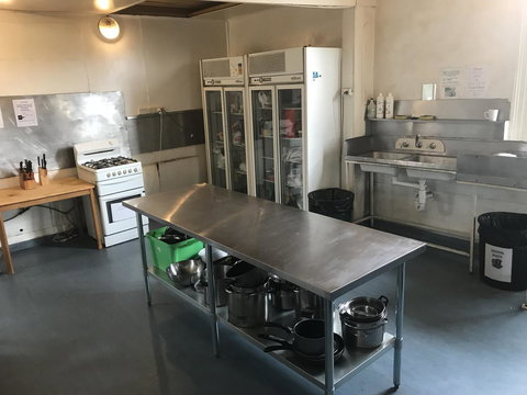 Arthouse Hostel - Redcliffe Tourism 8