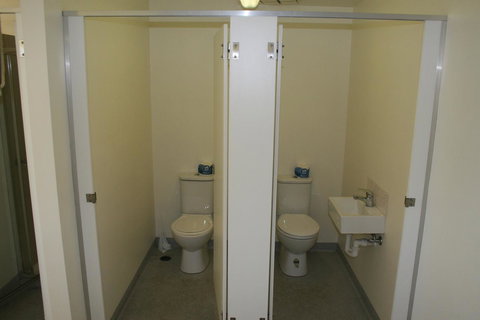 Arthouse Hostel - Redcliffe Tourism 40