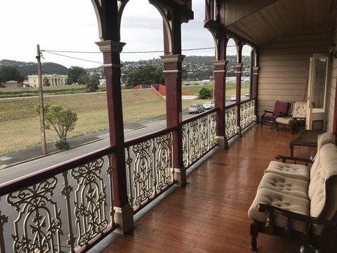 Arthouse Hostel - Redcliffe Tourism 3