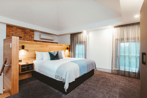 Maylands Lodge - Redcliffe Tourism 2