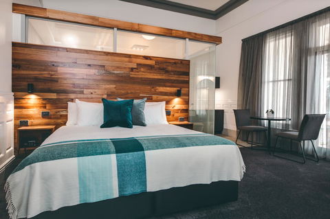 Maylands Lodge - Redcliffe Tourism 40