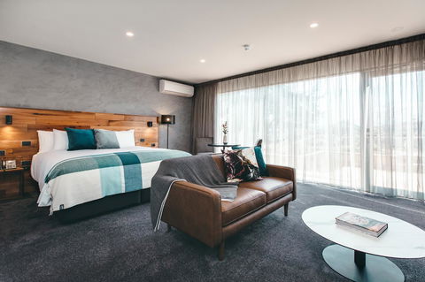 Maylands Lodge - Redcliffe Tourism 16
