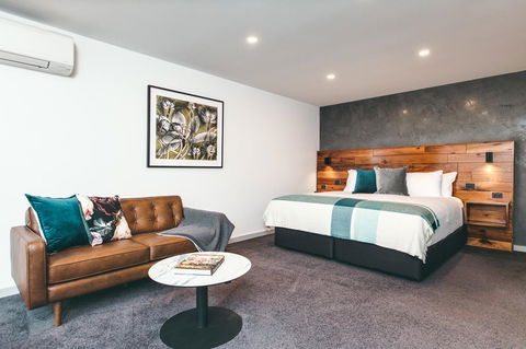 Maylands Lodge - Redcliffe Tourism 25