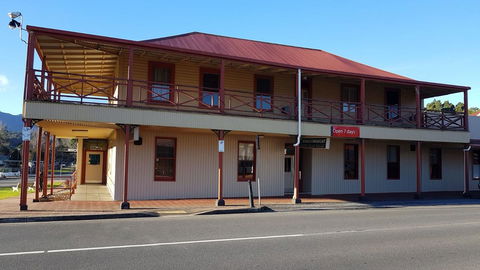 Mt Lyell Motor Inn - Redcliffe Tourism 31