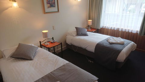 Mt Lyell Motor Inn - Redcliffe Tourism 26
