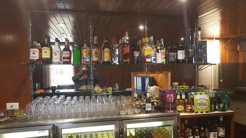 Mt Lyell Motor Inn - Redcliffe Tourism 15