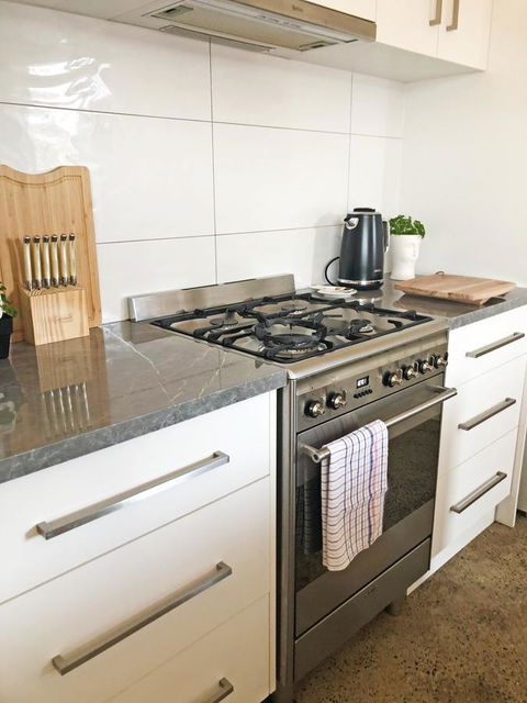 EMBRACING EVANDALE - Hosted By L'Abode Accommodation - Redcliffe Tourism 21