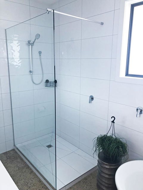 EMBRACING EVANDALE - Hosted By L'Abode Accommodation - Redcliffe Tourism 23