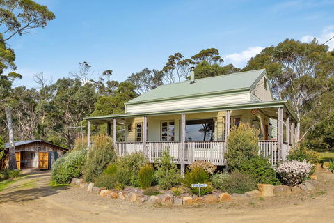 Mandala Bruny Island - Redcliffe Tourism 8