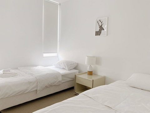 Poplar Box Hill Apartment - Redcliffe Tourism 8