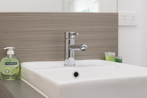 Poplar Box Hill Apartment - Redcliffe Tourism 15