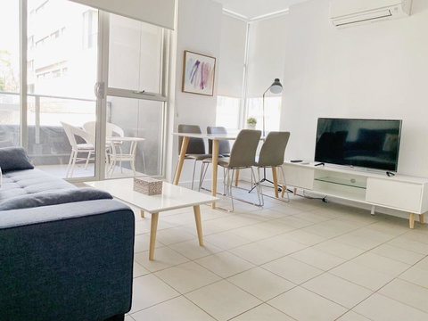 Poplar Box Hill Apartment - Redcliffe Tourism 7