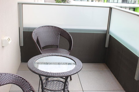 Poplar Box Hill Apartment - Redcliffe Tourism 0