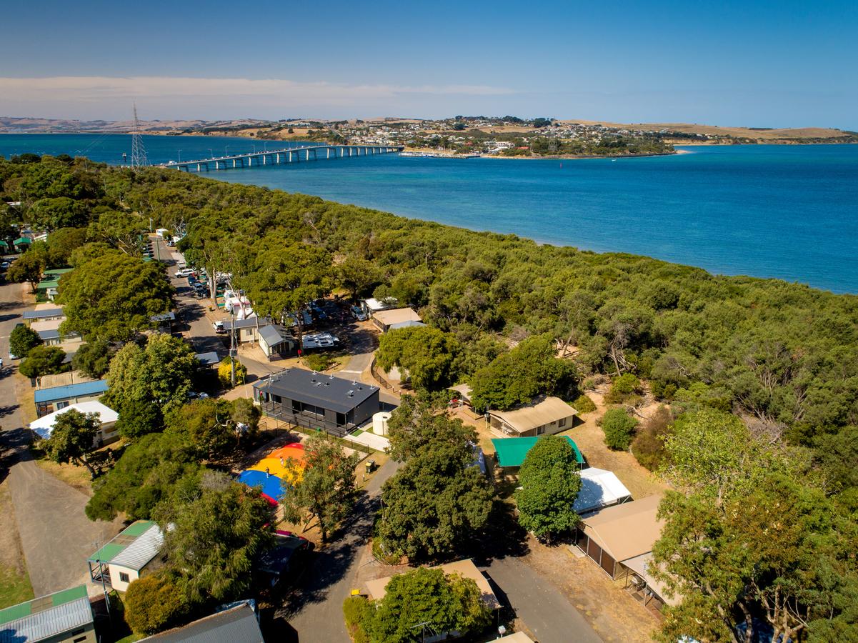 Redcliffe Tourism